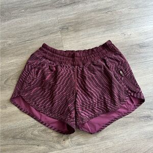 Lululemon tracker shorts